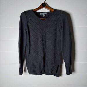 Ruff Hewn Grey Gray V Neck Sweater Sz. Small